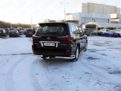 Заглушка на фаркоп с логотипом Lexus из нержавеющей стали ТСС для Lexus LX-570/450d 2015-2021